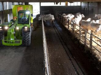Телескопичен товарач  Merlo Multifarmer CVT